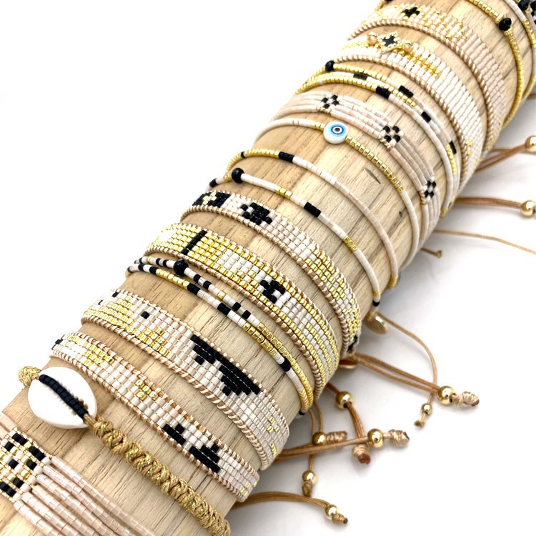 BC2668F - Bracelet Elastique Perles Brillantes avec Charm Etoile Pierre  Effet Marbre Gris - Oh My Shop